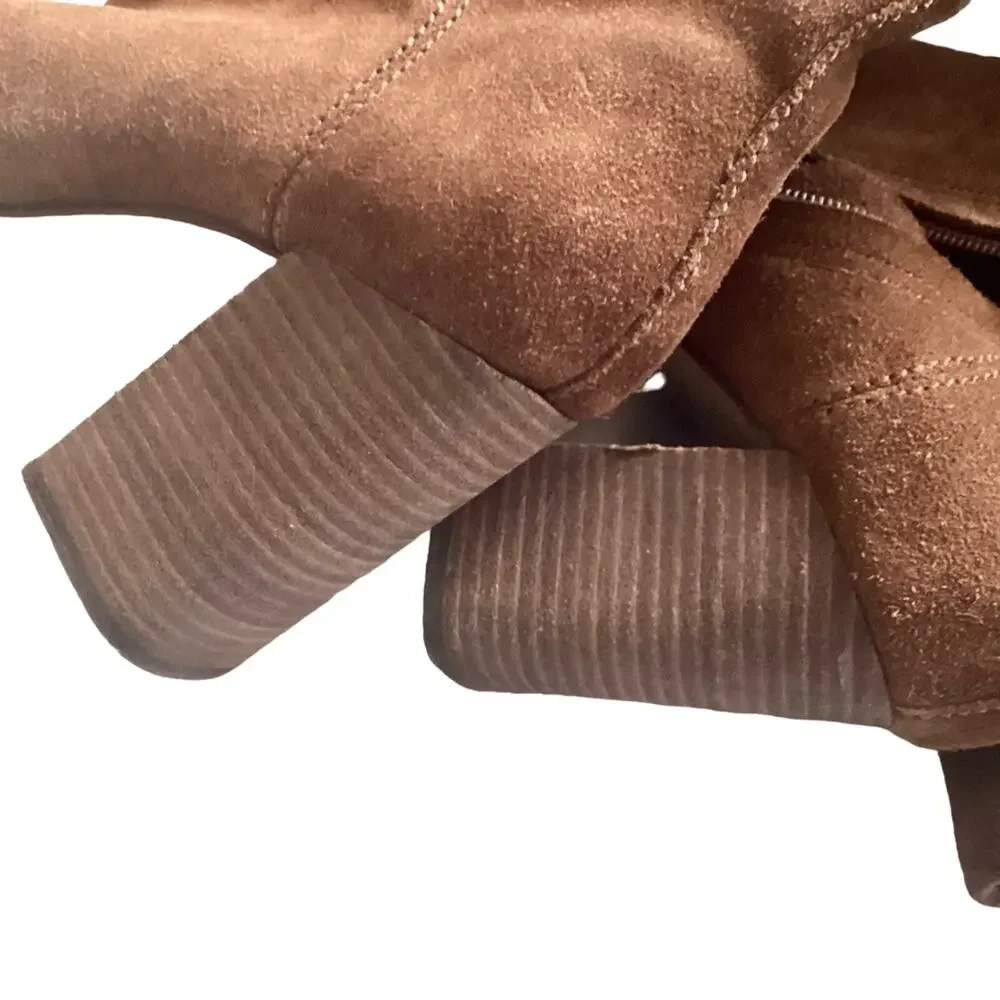 Steve Madden ~ Novela High Boots Brown ~ Suede